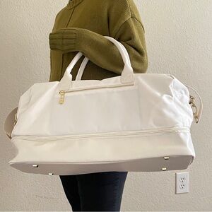 21in Weekender Duffel / Carry On